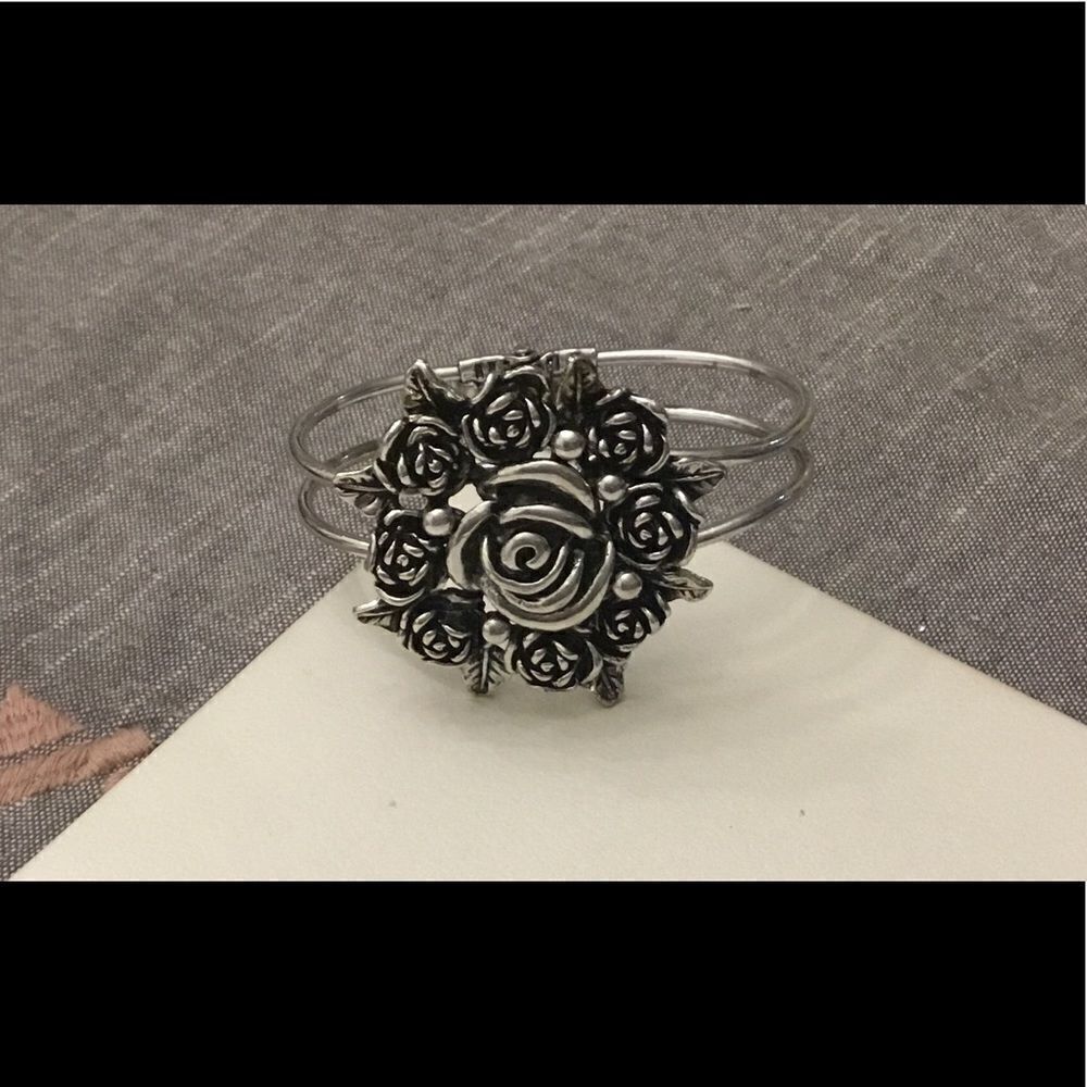 Silver Layered Rose Split Design Bangle Bracelet~kn